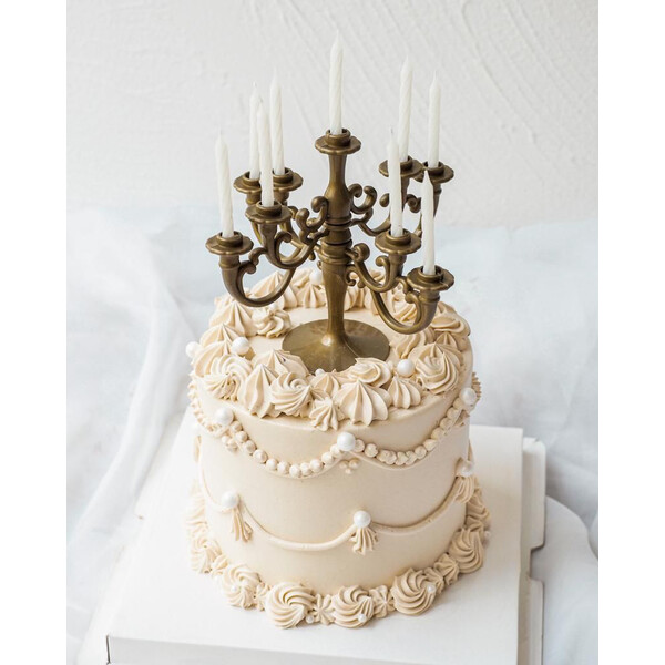 Florence Cake | Chandelier Piping